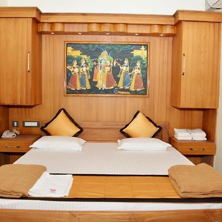Anandha Grand Lodge Tiruchchendur Exterior photo